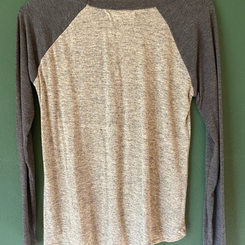 Long sleeve shirt